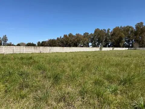 Linderos Al Barrio De Chacras Miralejos, Zona De Q