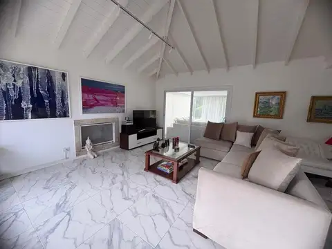 CASA EN VENTA HARAS SANTA MARIA