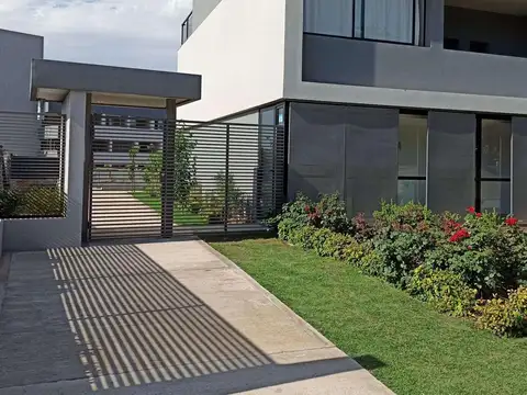 Departamento en Venta en Manantiales, USD 172.900