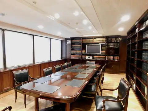 Oficina en Venta con 3 cocheras