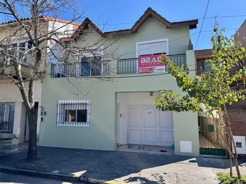 Chalet PH 5amb con gge Jardin muy luminoso impecable