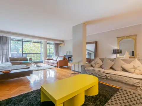 Venta dpto 4 amb balcon y cochera