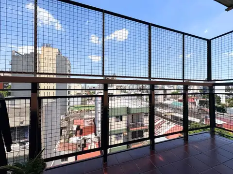 DEPTO EN VENTA 4 AMBIENTES EN ALMAGRO CON BALCON