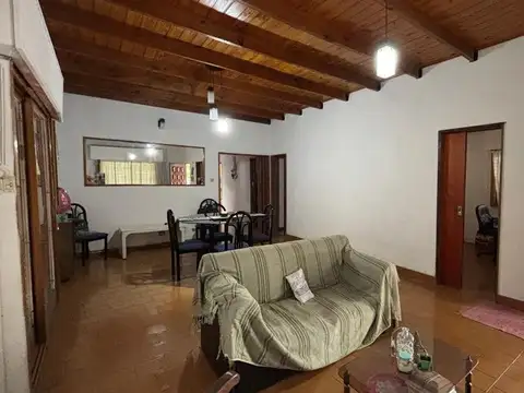 CASA EN MARCOS PAZ CENTRO APTO CREDITO