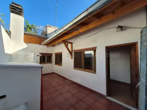 Depto Tipo Casa en Alquiler de 3 ambientes