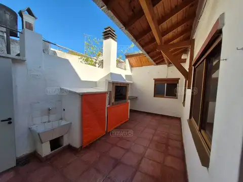 Departamento PH  en Alquiler en Olivos, Vicente López, G.B.A. Zona Norte