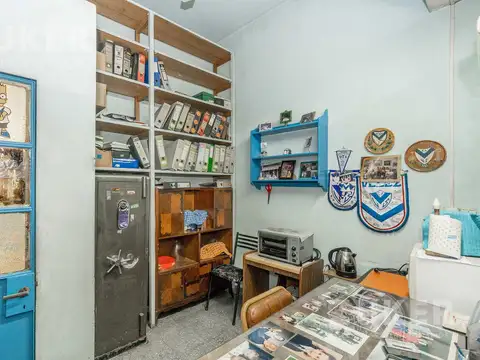 Av. Juan B Justo  al 3200