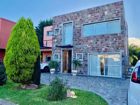 Casa en Venta de 3 dormitorios
