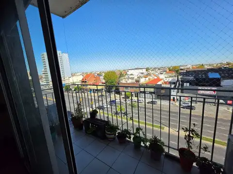 Avenida Bartolomé Mitre 2200