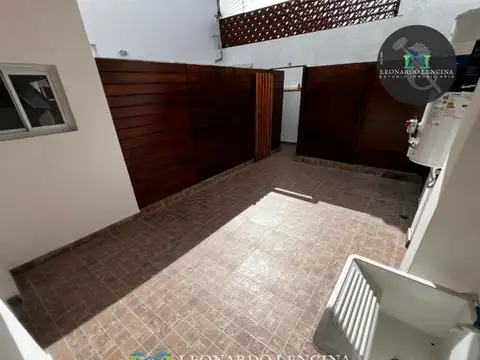 Depto Tipo Casa en Venta de 2 ambientes