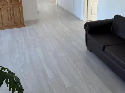 Casa con vista abierta al golf, Lista para mudarse