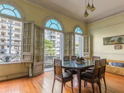 Depto Tipo Casa en Venta de 5 ambientes