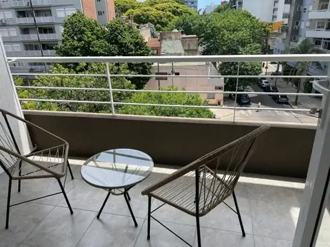 Nuñez, Comodoro Rivadavia 2300, 4to piso, 1 amb y medio, U$S 800 + luz cable/internet