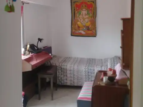 Alquiler. Liniers. 2 ambientes. Impecable. Balcon terraza. 35m2. Luminoso.