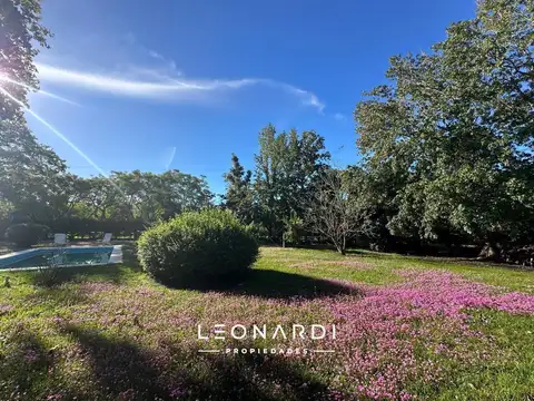 Terreno en Venta en Barrio el Cazador, USD 74.000