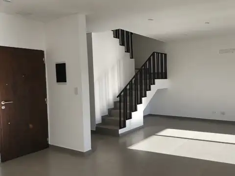 Casa en Alquiler A Estrenar