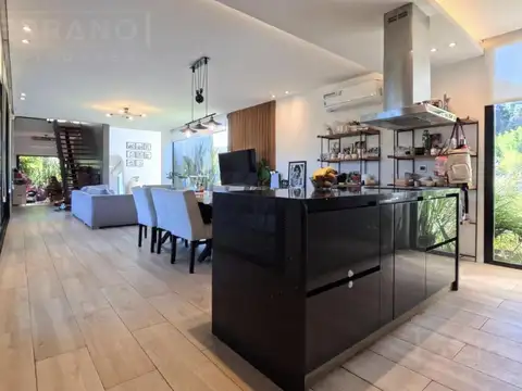TMR. Venta casa 4 ambientes en San Matias, Escobar