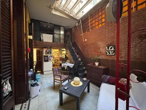 Departamento 6 ambientes con 1 baño
