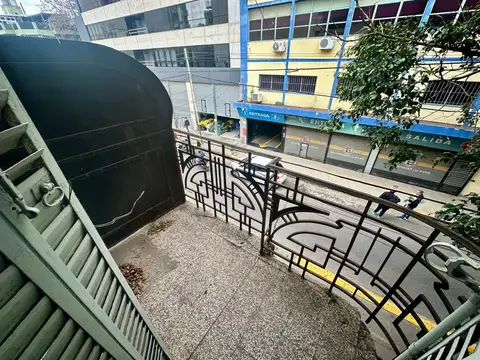 Depto Tipo Casa 6 ambientes con 2 baños