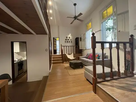 Depto Tipo Casa en Alquiler de 2 dormitorios