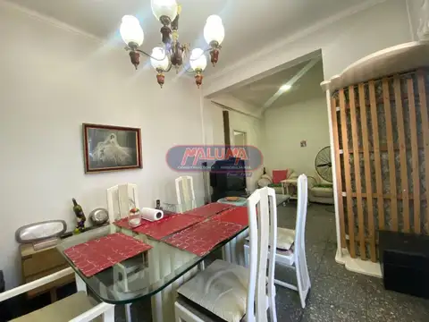 Depto Tipo Casa 3 ambientes con 2 baños