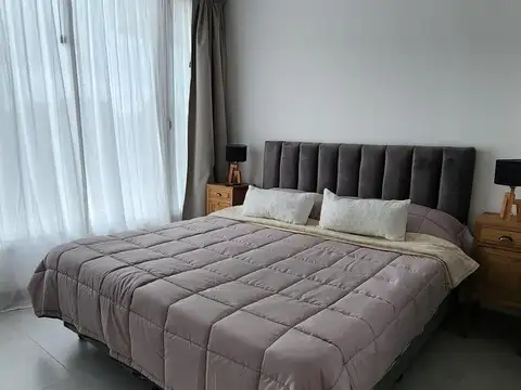 Avenida Arquitecto Jorge Bunge 1506 y Júpiter