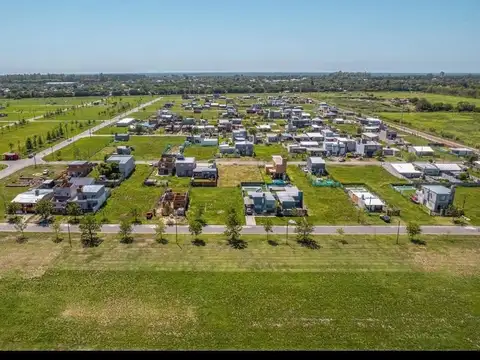 Terreno en Venta 30  mts Fondo