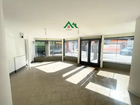 Local en venta en esquina con gran exposición comercial – Centro de Córdoba