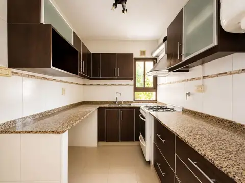 Departamento en Venta en Pompeya, USD 85.000