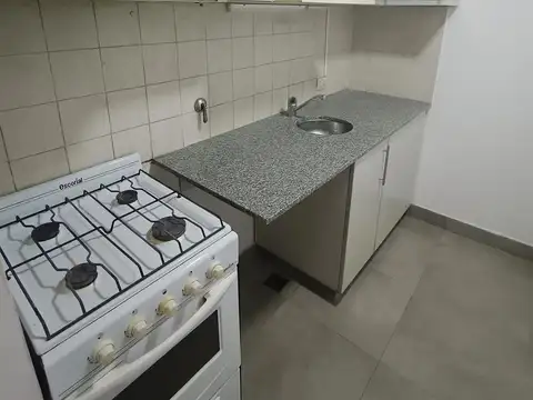 Departamento en Alquiler en Martin, $ 400.000