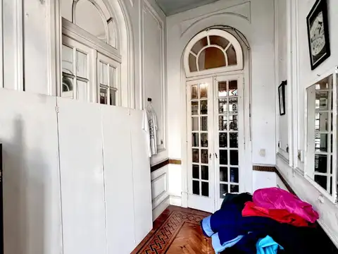 Depto Tipo Casa en Venta 80 años