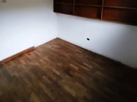 Avenida Juan José Paso 2900