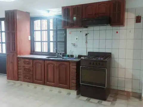 NEUQUEN , CASA 3 HABITACIONES C/ IMP. INCLUIDOS