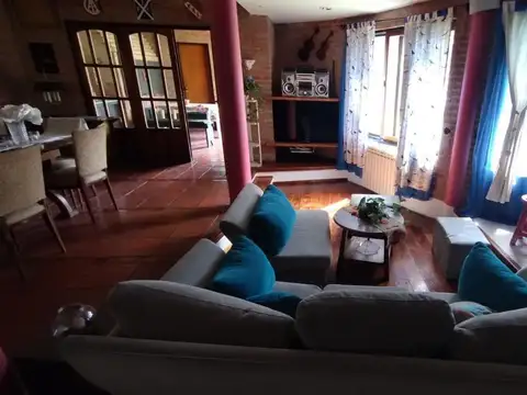 Casa en Venta en Francisco Álvarez, USD 320.000