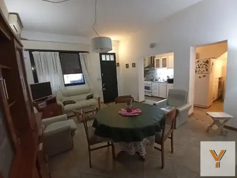 PH en venta - 2 Dormitorios 1 Baño - Lomas de Zamora