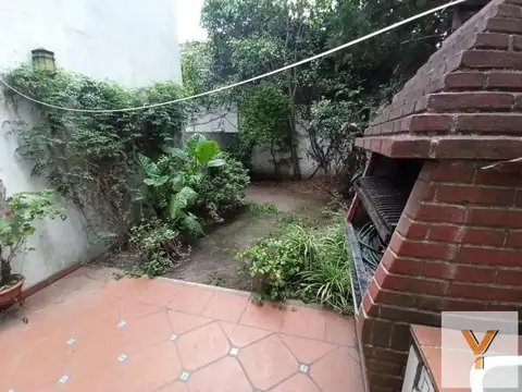 Depto Tipo Casa en Venta en Lomas de Zamora, USD 95.000