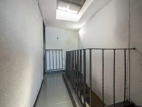 Departamento 8 ambientes con 3 baños