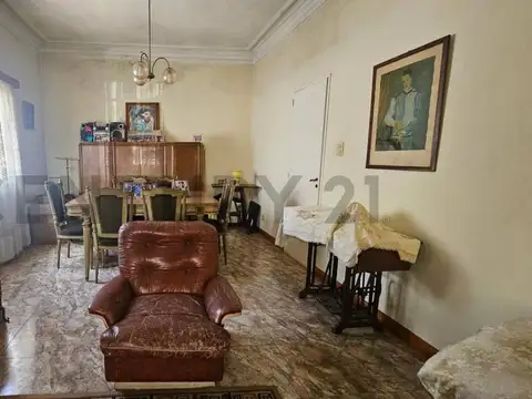 VENTA Casa con 3 dormitorios en José Mármol