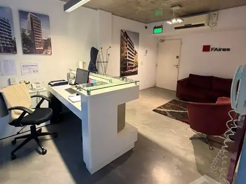 Oficina en Venta con 1 cochera