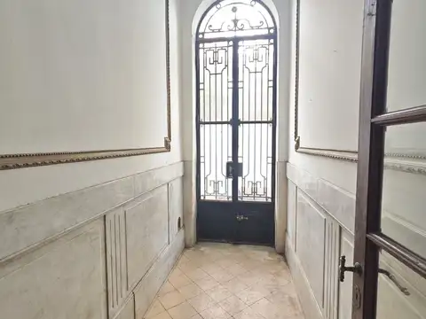 ALQUILER PH de 3 ambientes con patio en Flores