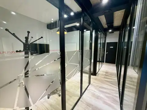 Oficina en Venta al Este