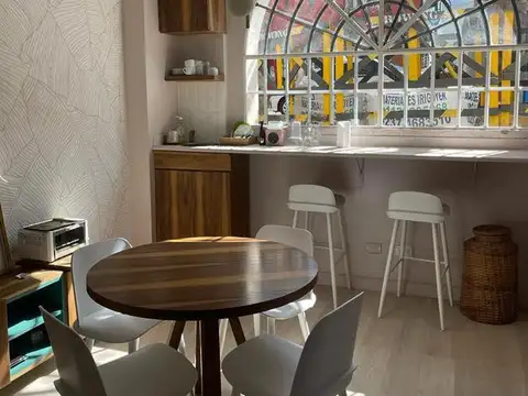 Local - La Lucila