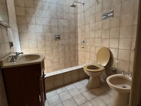Depto Tipo Casa 2 ambientes con 1 baño