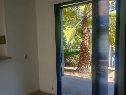 Departamento Planta Baja Venta en complejo Cercano a Puente Olive. Godoy Cruz. Apto Crédito.