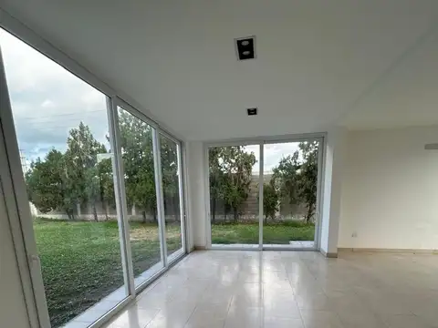 VENTA DE CASA A ESTRENAR BARRIO PRIVADO EL BOSQUE