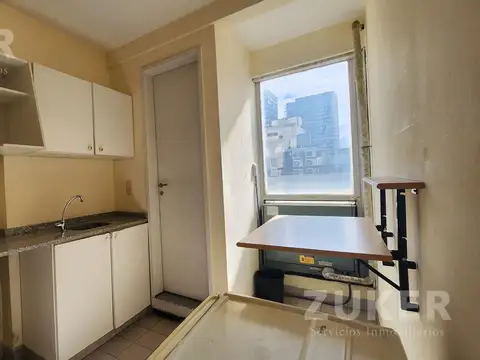 Oficina 140 m² sobre Av. Corrientes | Luminosa | Hermosa vista | Piso exclusivo