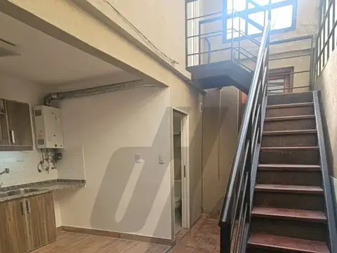 Depto Tipo Casa en Venta de 3 ambientes