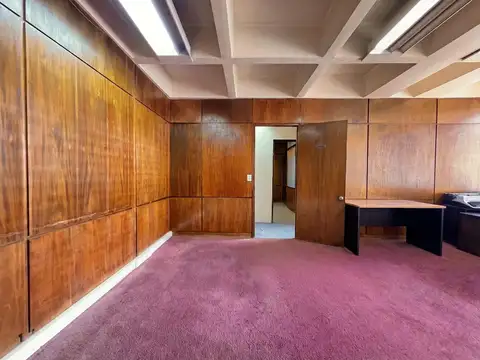 VENTA OFICINA GALERIA JARDIN CON COCHERA- PISO 3