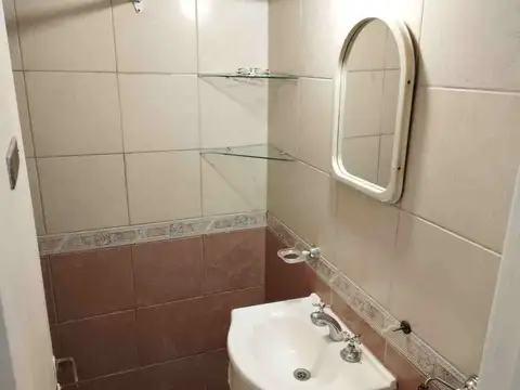 Depto Tipo Casa en Venta con 1 cocheras