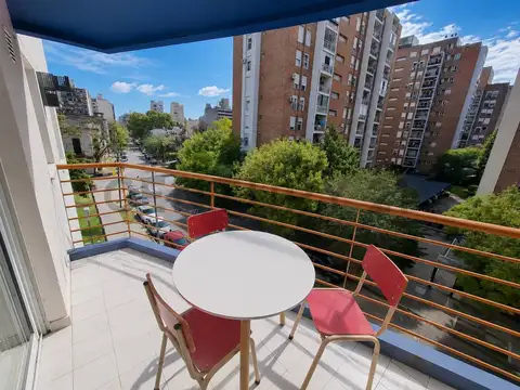 Venta departamento 2 ambientes con balcòn en La Boca